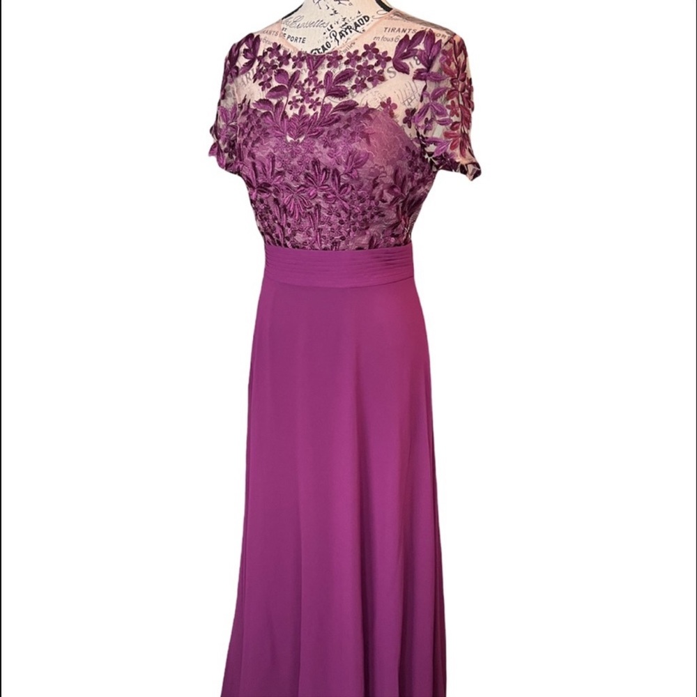 JS Collections Gown - Picture 3 of 15